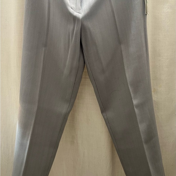 Calvin Klein fitted pants 3/4 - Picture 2 of 5